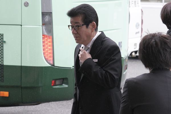 死者最多も“批判なし”吉村知事を支える大阪メディアの異常