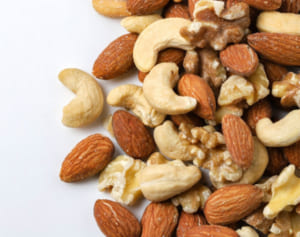 くすみとむくみ…40代以降に急増する悩み解決に食べたい食材