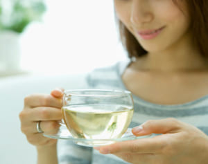 寝苦しい夏の夜もぐっすり！薬剤師が教える“おやすみハーブ”