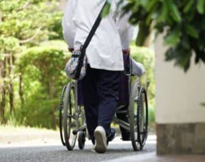 専門家が選んだ「持病あり、高齢でも入れる医療保険ベスト4」