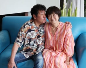 「赤井英和の生態」でバズった“嫁アカ”佳子さん語る夫への思い