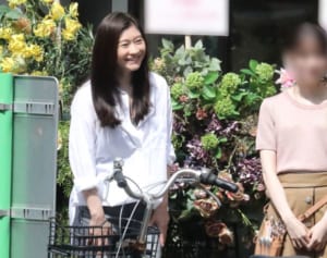 篠原涼子 市村との亀裂生んだ夜遊び…江口洋介とデート報道も