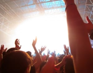 フジロック 陽性者ゼロも問われる“後始末”PCR呼びかけ、追跡調査もなし…