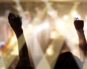 待望のデビュー！なにわ男子サプライズな涙を緊急レポート