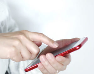 ファーストクラスで世界一周も！年間10万貯める4つのポイント活用術