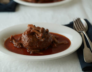 ポリ袋と電子レンジで…火を使わない「煮込みハンバーグ」レシピ