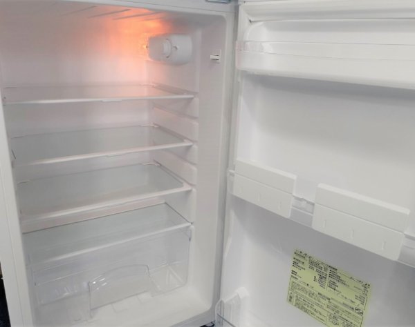 「お菓子は冷蔵庫の扉にしまう」食欲制御するドアポケットの活用法