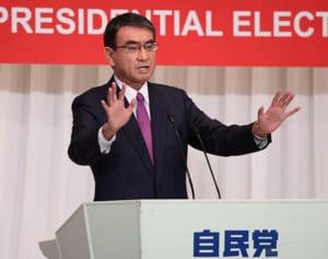 河野太郎氏“年金の財源は消費税”発言に「勘弁して」と経済政策に高まる不安