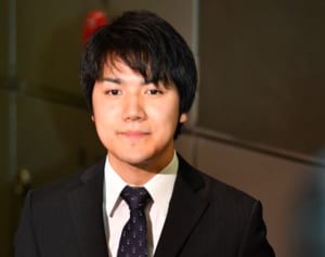 天皇陛下　小室さんと“面会拒否”の真相…「義理の甥」肩書乱用を憂慮か