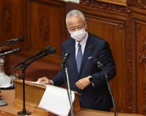 甘利幹事長　Twitterで「共産主義かの選択選挙」と大言壮語も説明なし、疑惑続出で大スベり