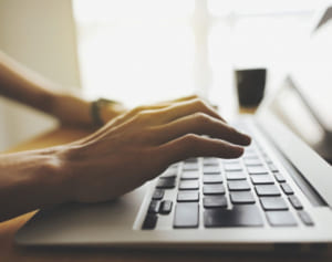 相談件数1.6倍に！コロナDVの背景にリモートワークか