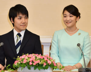 小室圭さんと眞子さま　夜空に「十三夜」の名月が…3年ぶり再会のロマンチックな偶然