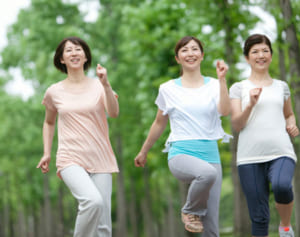 コロナ禍でペンギン歩きになってない？「ライオン歩きのすすめ」