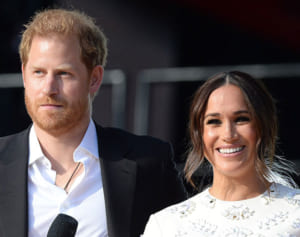 「ネットのデマは世界規模の人道的危機」ヘンリー王子が対談で警鐘