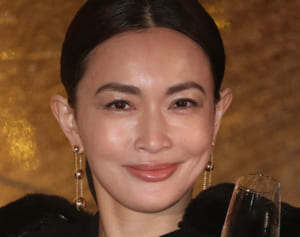 長谷川京子　離婚で“シンママ先輩”前田敦子を大絶賛！篠原涼子も相談相手に