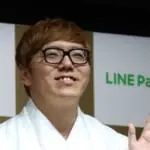 UFOキャッチャー景品取れず“犬系彼女”が号泣…人気カップルYouTuberの動画に賛否、“オチ”にも一部批判