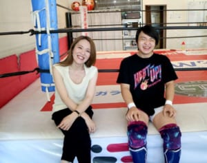 今井絵理子氏「どんな時も笑顔でいこう」聴覚障がいを抱きしめ誓った覚悟