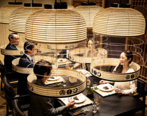 ネコ型ロボ!?全国の飲食店で見つけた面白コロナ感染対策