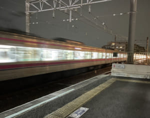 “第2の京王線事件”から身を守る心得…専門家が「10両編成なら4、7両目」の乗車を推奨する理由