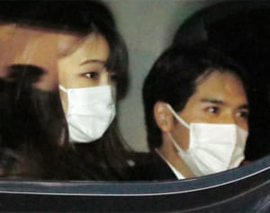 小室圭さん　実家でまたトラブル！謎の“演説男”出現に公安警察も動員の大騒ぎ