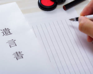 遺産は家だけなのに…唯一親の面倒を見ていた長女に兄弟が要求した「遺留分」