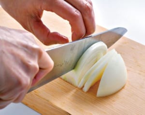 辛味取りで水にさらすのはNG！意外と知らない玉ねぎの扱い方
