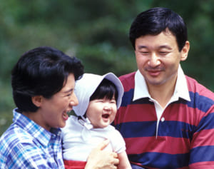 愛子さま愛され20年写真史！天皇家の新成人は32年ぶり