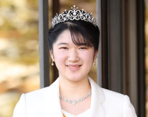 愛子さま　大学通学1日でも際立つ存在感…レポートが参考例に、教授驚かす“神質問”も