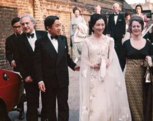 上皇陛下88歳に！天皇陛下と百人一首、ウォルト・ディズニーとご対面…秘蔵写真アルバム