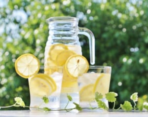 食欲を低下させる研究も…「食前レモン水うがい」のすすめ