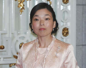 “最年長女王”彬子さま　結婚目前で破局の過去…京都に別宅購入の独身生活