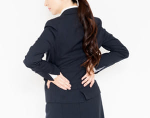 自律神経の乱れを整えるにはお尻の上の「仙骨」を温めて