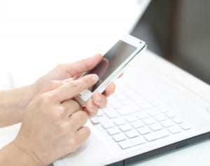 今年こそチャレンジ！WEBが苦手な人でもできる「スマホ乗り換え」の方法