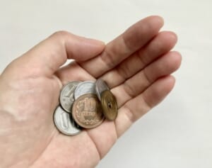 家計負担年4万円増！「賃金増えない物価上昇」招いたアベノミクスの功罪