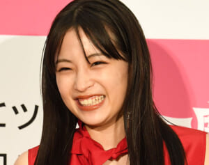 広瀬すずの睡眠改善した7キロ掛け布団！専門感も注目する「ウェイトブランケット」の効用