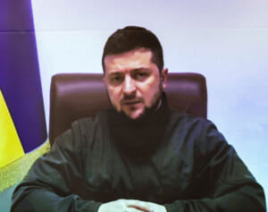 ゼレンスキー大統領の同時通訳が話題　批判を上回った圧倒的な賞賛