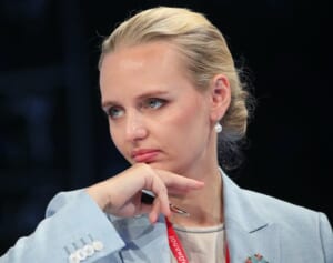 米、追加制裁を発表…謎多きプーチンの娘たちの資産も凍結へ