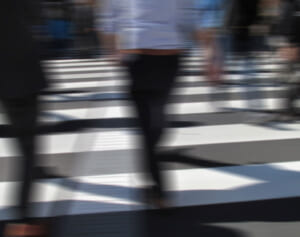 医師が懸念する5類引き下げ「死者増えて初めてコロナ拡大に気づくことも」