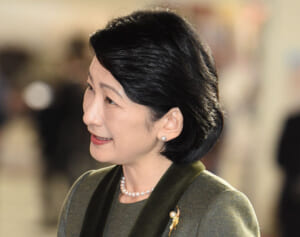 紀子さま　記者を笑顔で手招き…秋篠宮家のイメージ回復に奔走中