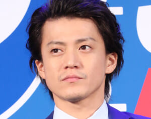 小栗旬「俺、落ち武者みたいでしょ？」大河現場を和ませる“長髪イジり”