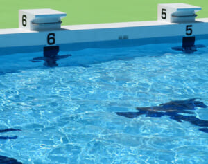 中学教員がプールに2カ月半“給水放置”も賠償額は半額でOKだったワケ