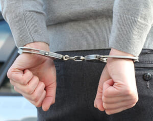 大量殺人を予告するメッセージを送った10歳の少年が逮捕される