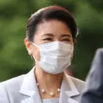 ドレス姿もいろいろ…皇族13人ご結婚の本誌秘蔵写真集