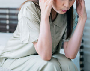 寝相がいい人は要注意！「めまい」の原因は耳の中の“石”だった