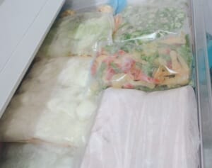 生卵も納豆も！「正しい冷凍術」で余らせがちな食品を長持ちさせよう