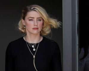 アンバー・ハード　元夫ジョニデを提訴も返り討ち…賠償金20億、DV疑惑で待ち受ける茨の道