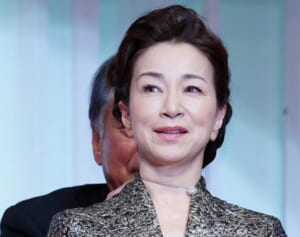 原田美枝子　認知症の91歳実母を看取っていた…娘・静河ら家族総出で向き合った7年の介護