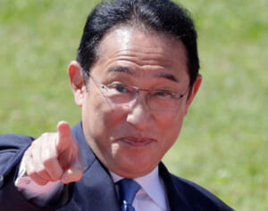 空前の猛暑下に相次ぐ悲鳴も…“ポイント還元”で節電要請の逆撫で政府に怒りの声