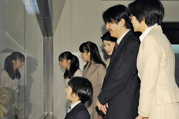眞子さん　一部では不満も…日本政府の“皇室の宝貸し出し施策”がNY再就職の追い風に！