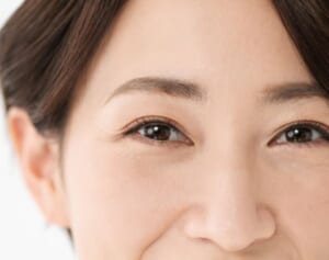 プロが教える「脱マスクでも若見え」メーク ポイントは眉毛にあり